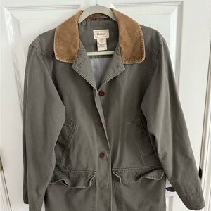 L.L. Bean Women's Olive Green Jacket with Tan Collar
